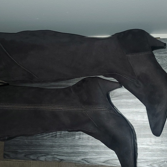 Lane Bryant Strech Suede Kitten Heel boots Castle Wall size 9W - Picture 6 of 10